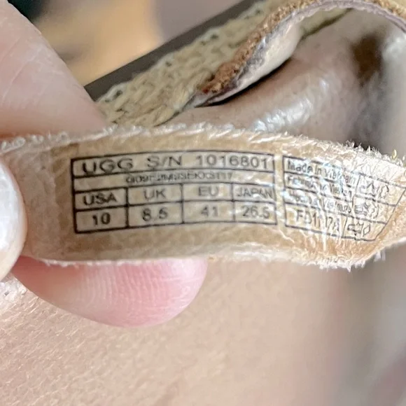 UGG Annice Tan Leather Flip Flop Stile Sandals size 10 - Picture 4 of 4